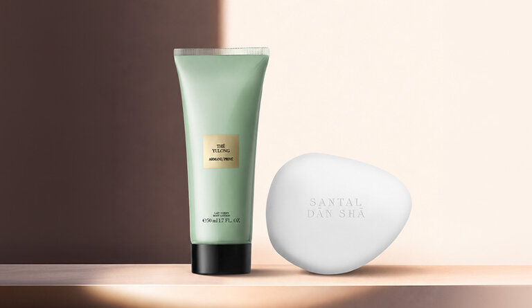 DISCOVER THE ARMANI/PRIVÉ COLLECTION