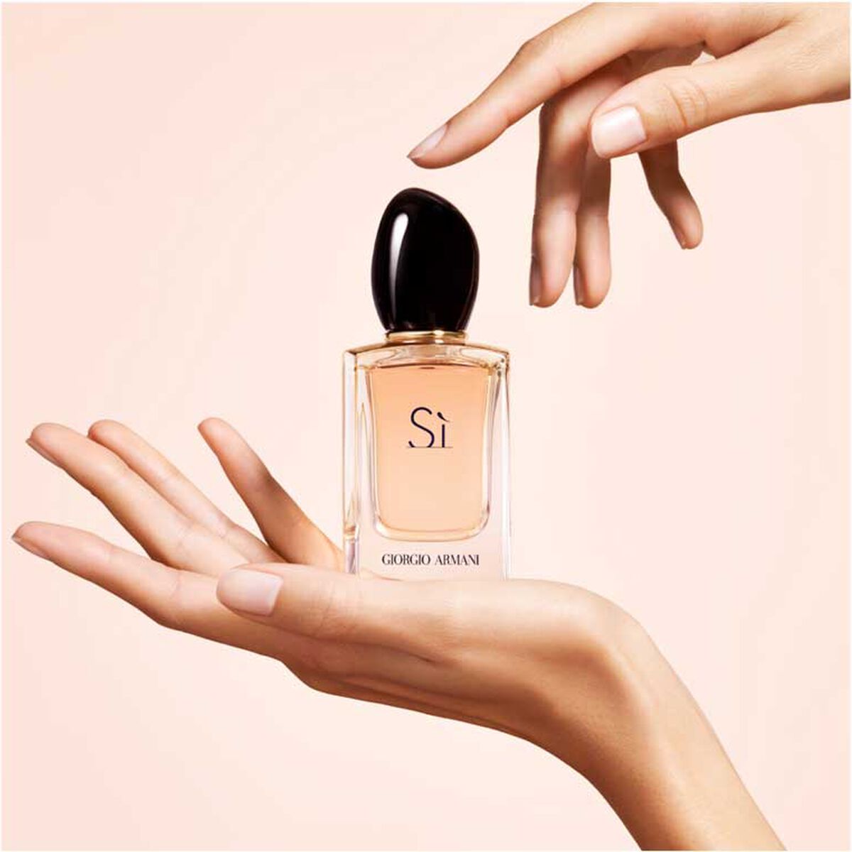 Women's Perfume Giorgio Armani Si Eau De Parfum 33ml Dubai