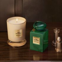 armani priv  vert malachite candle