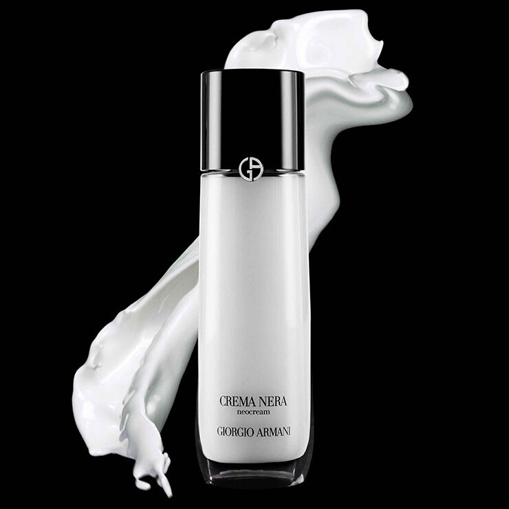 Armani nera crema store