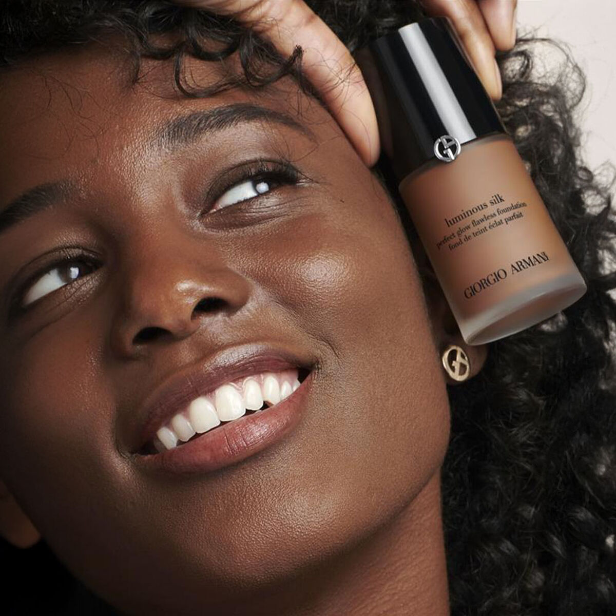 luminous silk foundation